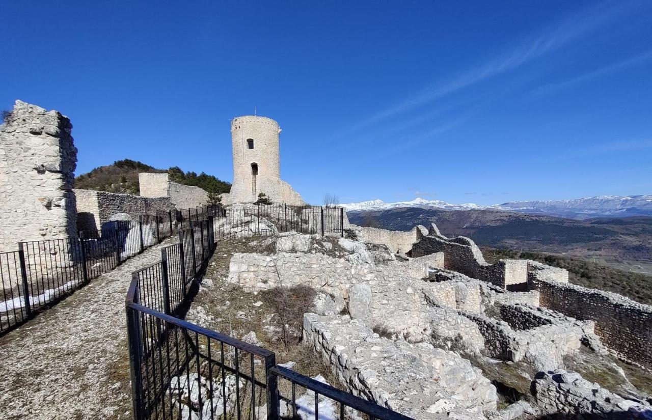 Sognando Bominaco - Dimora Il Milord Villa Eksteriør billede