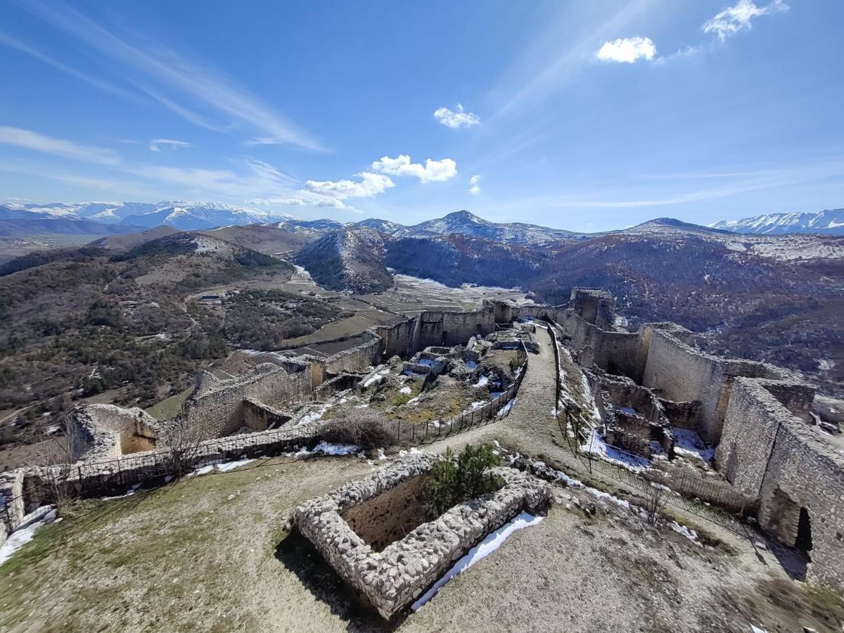 Sognando Bominaco - Dimora Il Milord Villa Eksteriør billede